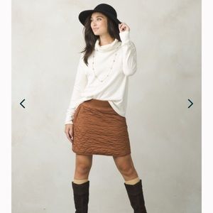 Prana Diva Skirt in Auburn Women’s Xs